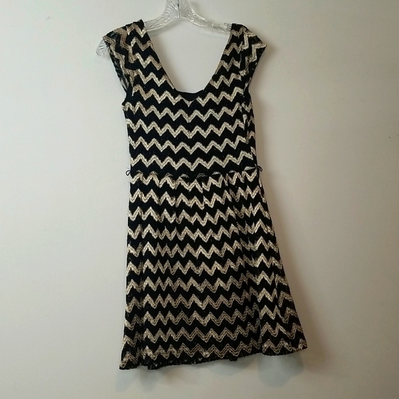 Vtg CANDIE'S Black Tie Black Gold Chevron Capped Sleeve Cocktail Dress - Picture 5 of 11